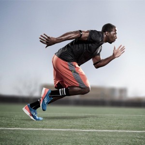 排列五开奖号码-Victoria伤愈重归战队，与Yao换位出任五号位