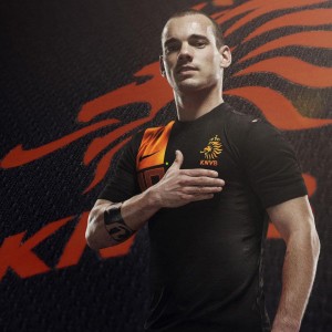 【排列五开奖号码】爱意跨越半球，亚马尔女友阿根廷演唱会引爆关注，球星社交媒体甜蜜呼应