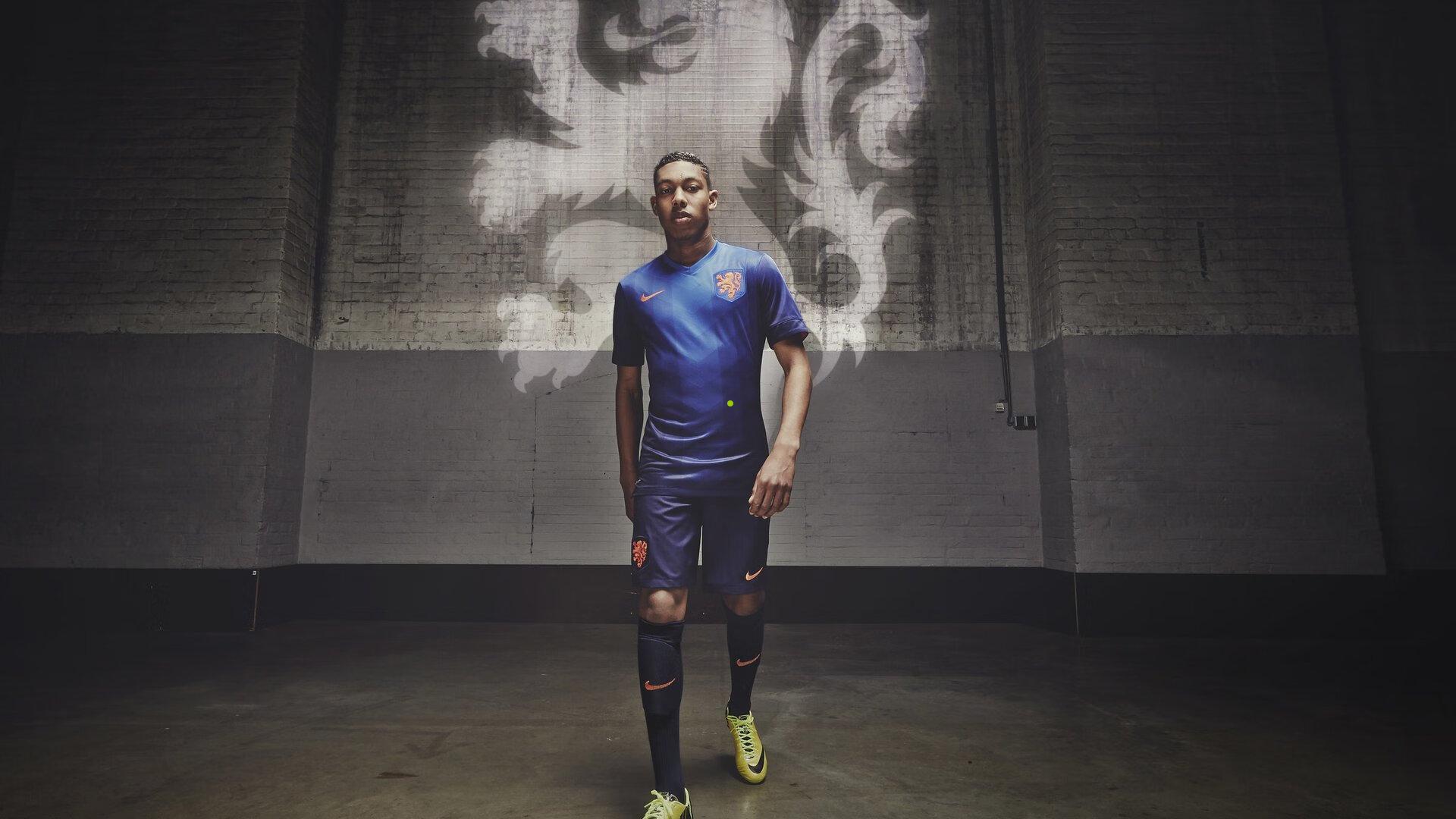 弗拉格过去3战场均12.3分7板，投篮命中率35%三分20%